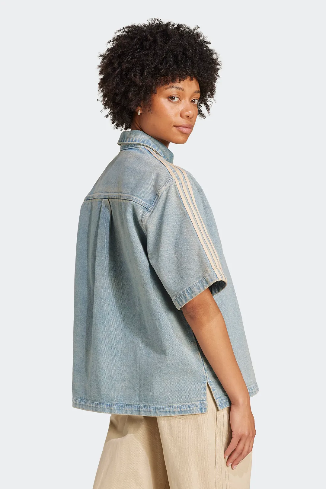 ADIDAS CAMISA DENIM ESSENTIAL - MUJER - Image 3