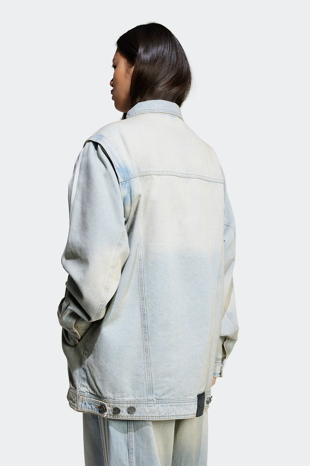 ADIDAS CHAQUETA DENIM ADILENIUM - MUJER - Image 3