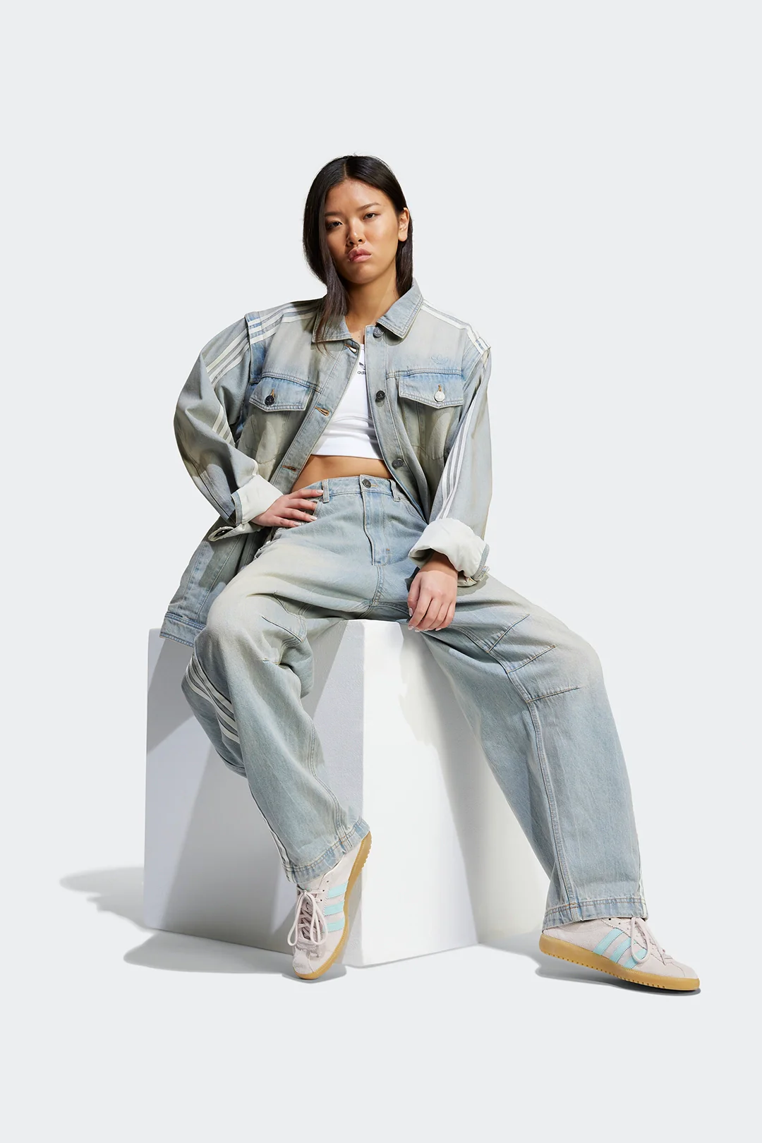 ADIDAS CHAQUETA DENIM ADILENIUM - MUJER - Image 4