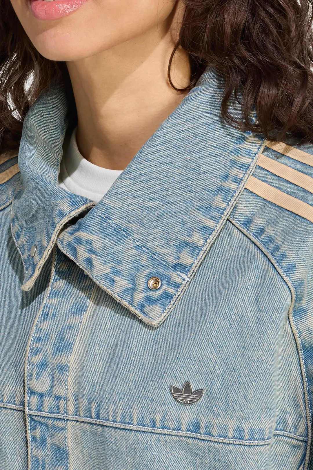 ADIDAS CHAQUETA DENIM ESSENTIAL - MUJER - Image 5