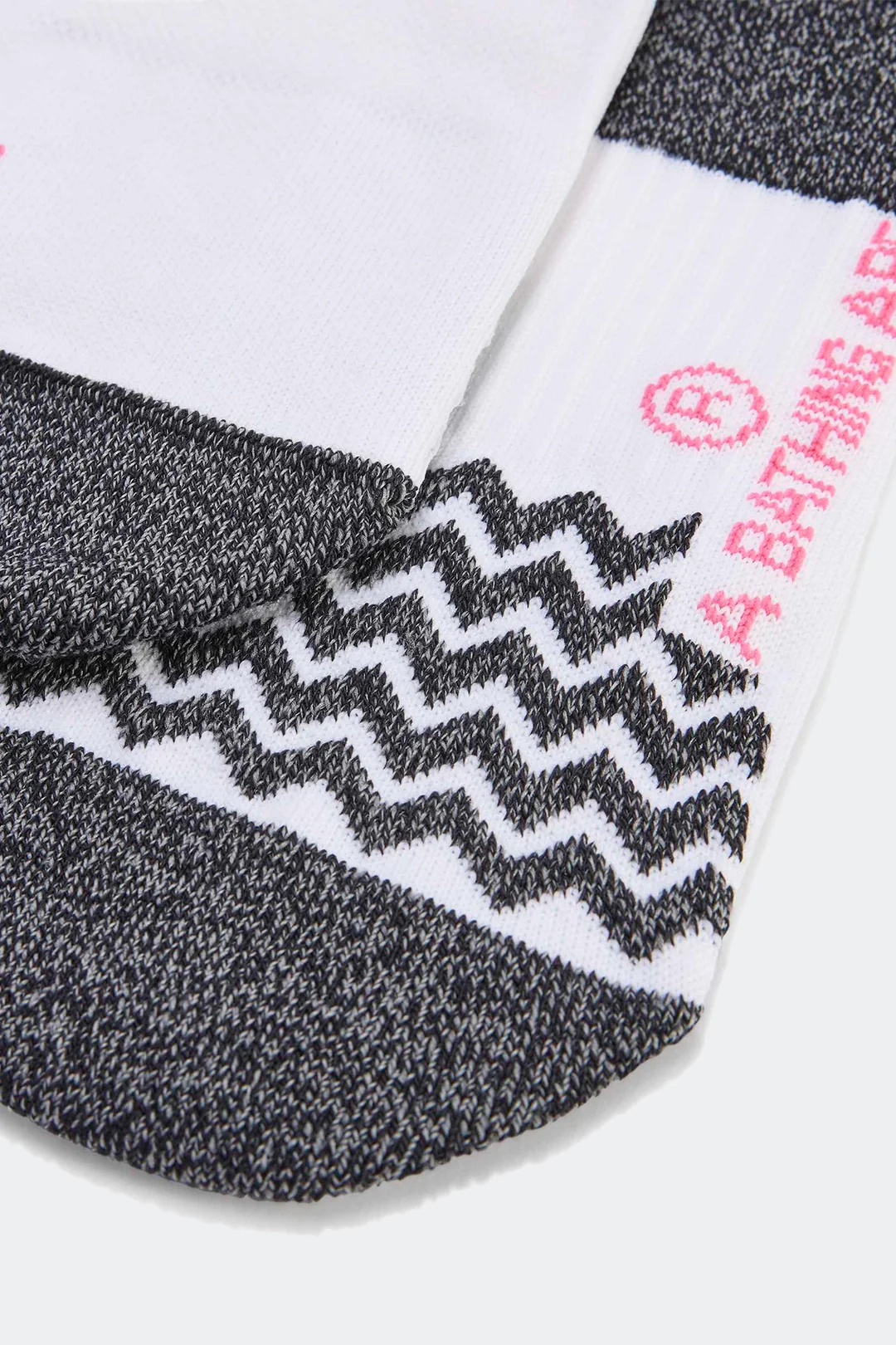 ADIDAS MEDIAS X BAPE - Image 3