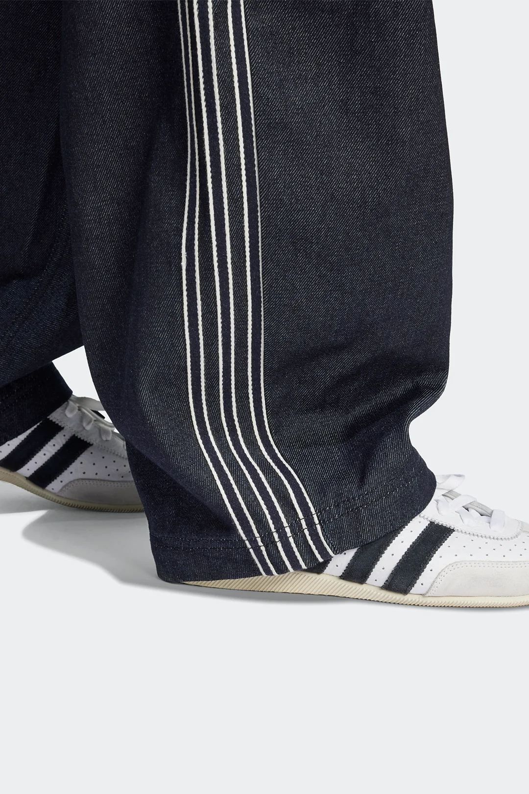 ADIDAS PANTALON DENIM - MUJER - Image 6