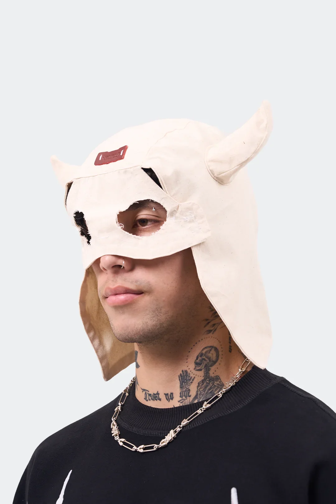 VENENO HORN MASK - Image 3